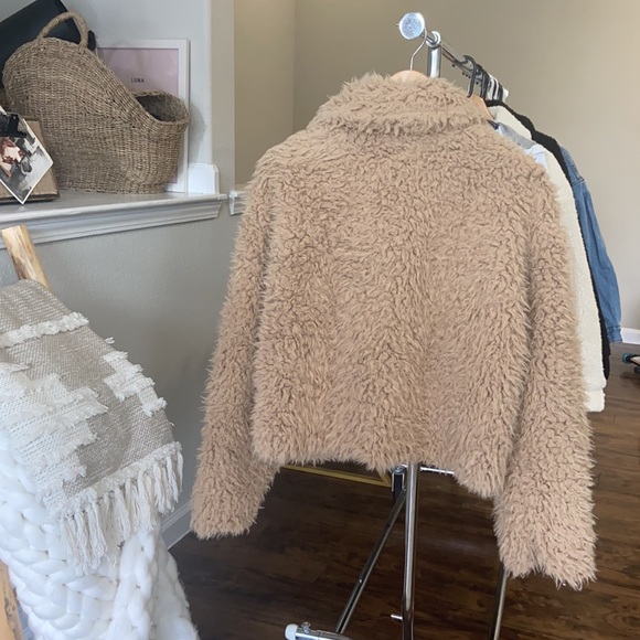 Teddy Jacket - Picture 3 of 4